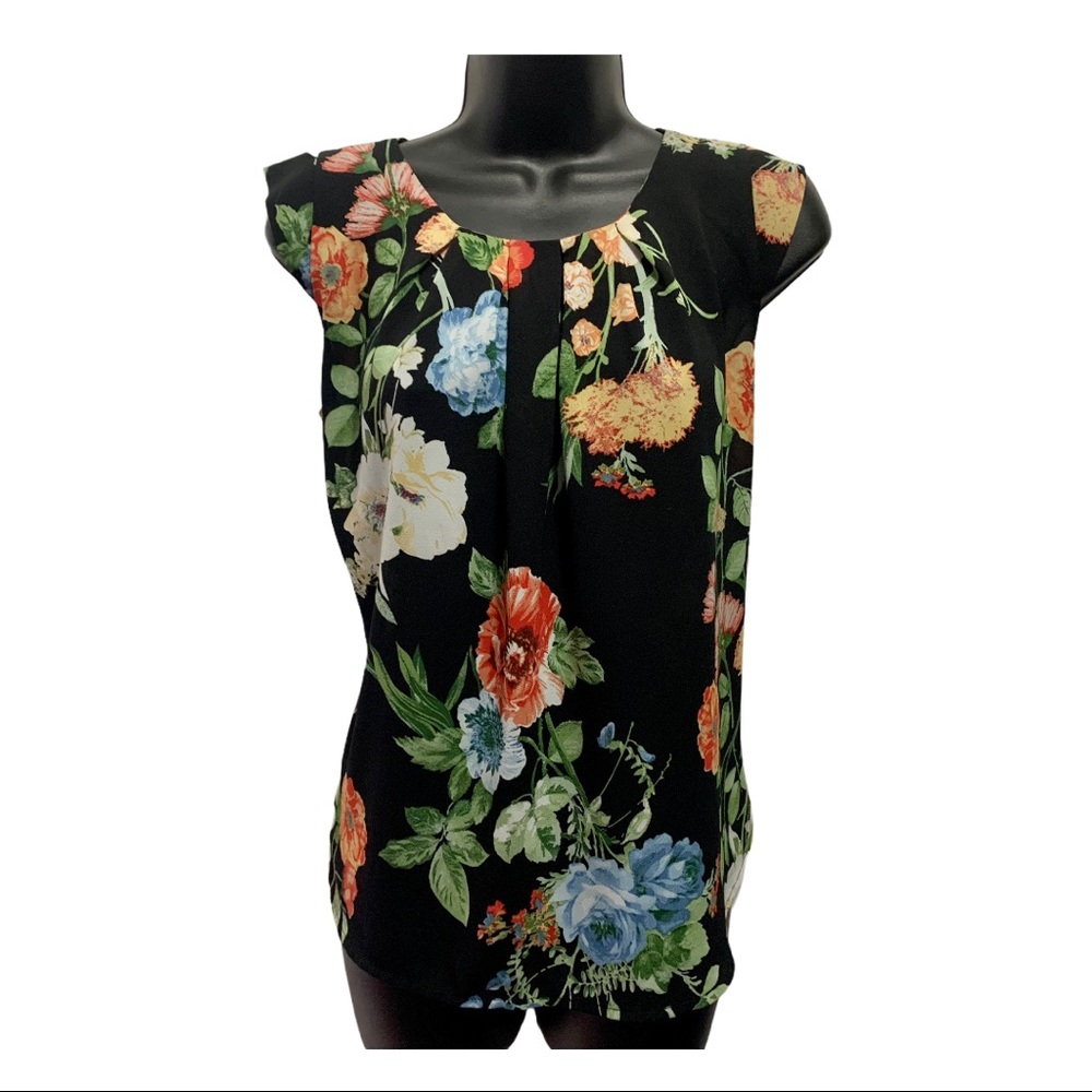 Black Floral Cap Sleeve Sheer Button-Back Blouse - Picture 5 of 13